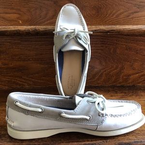 Bass Women’s loafers